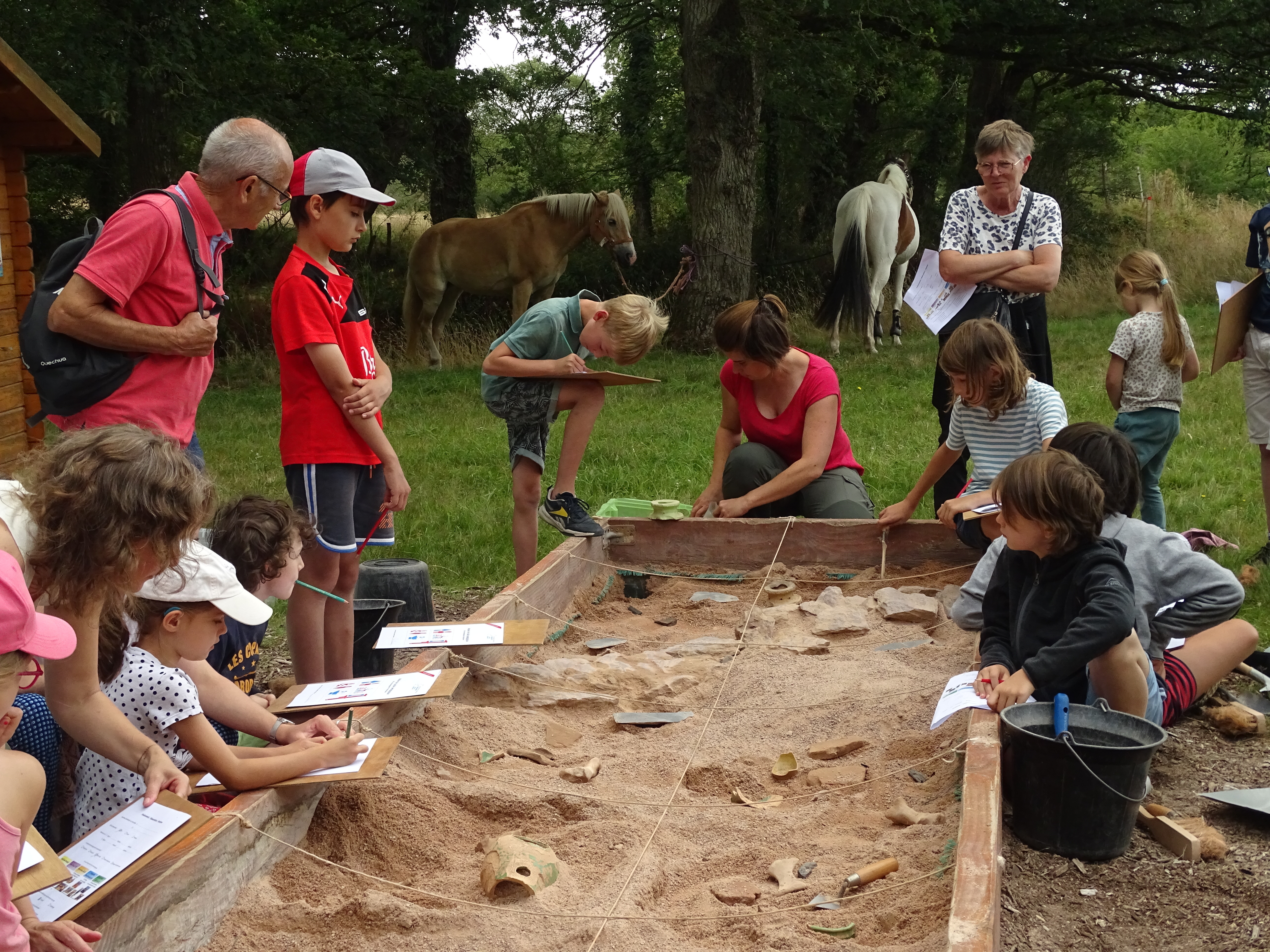 Atelier Fouille Archéologique à Boutavent