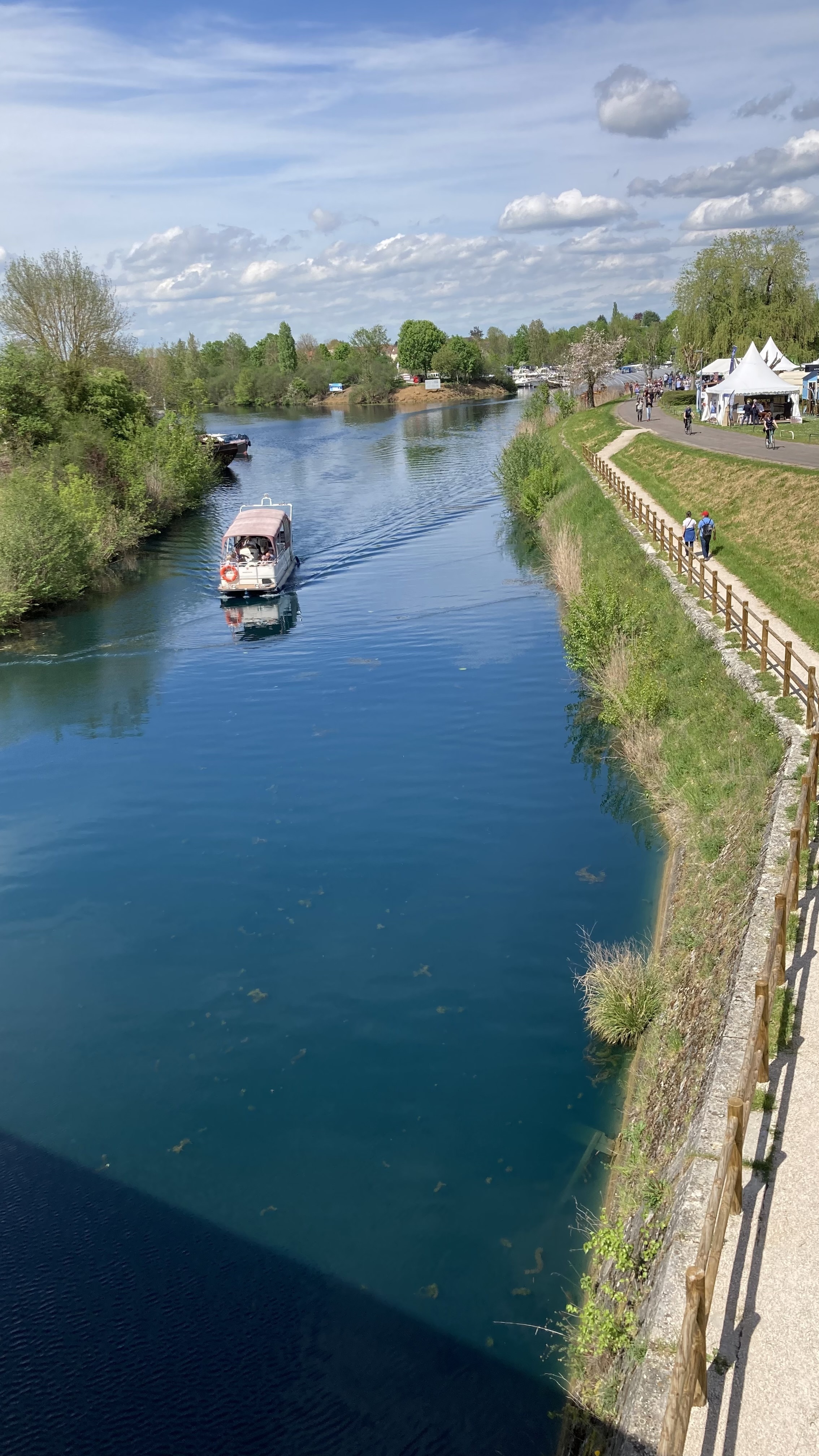 Balade guidée en bateau à Saint-Jean-de-Losne