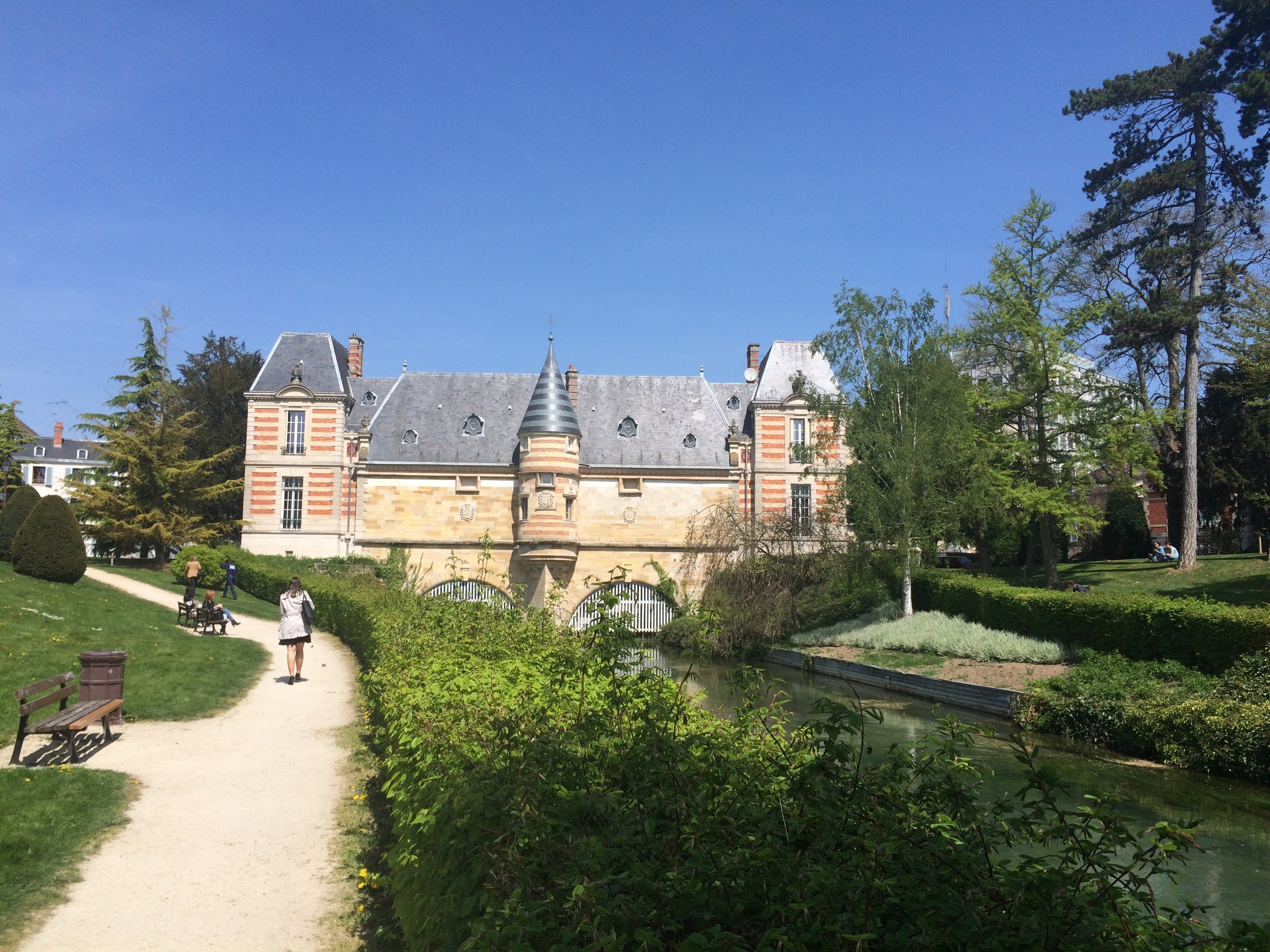 Découvrez un château gardien de la mémoire... Du 21 au 22 sept 2024