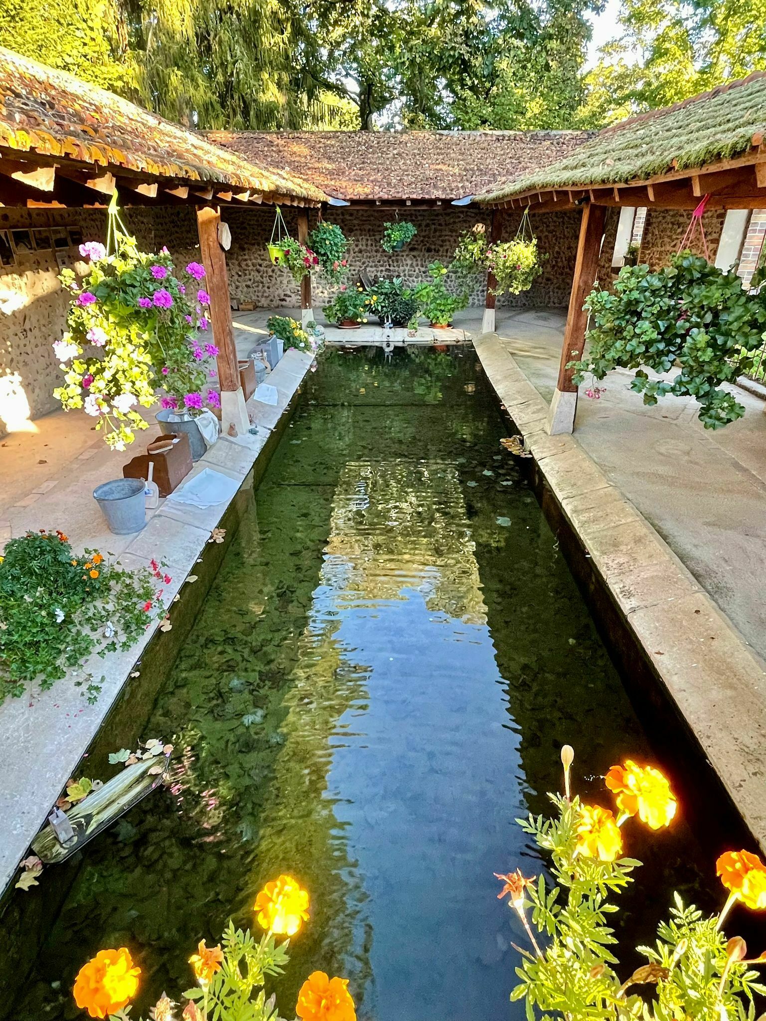 Visite du lavoir de Saint-Aubin-sur-Yonne