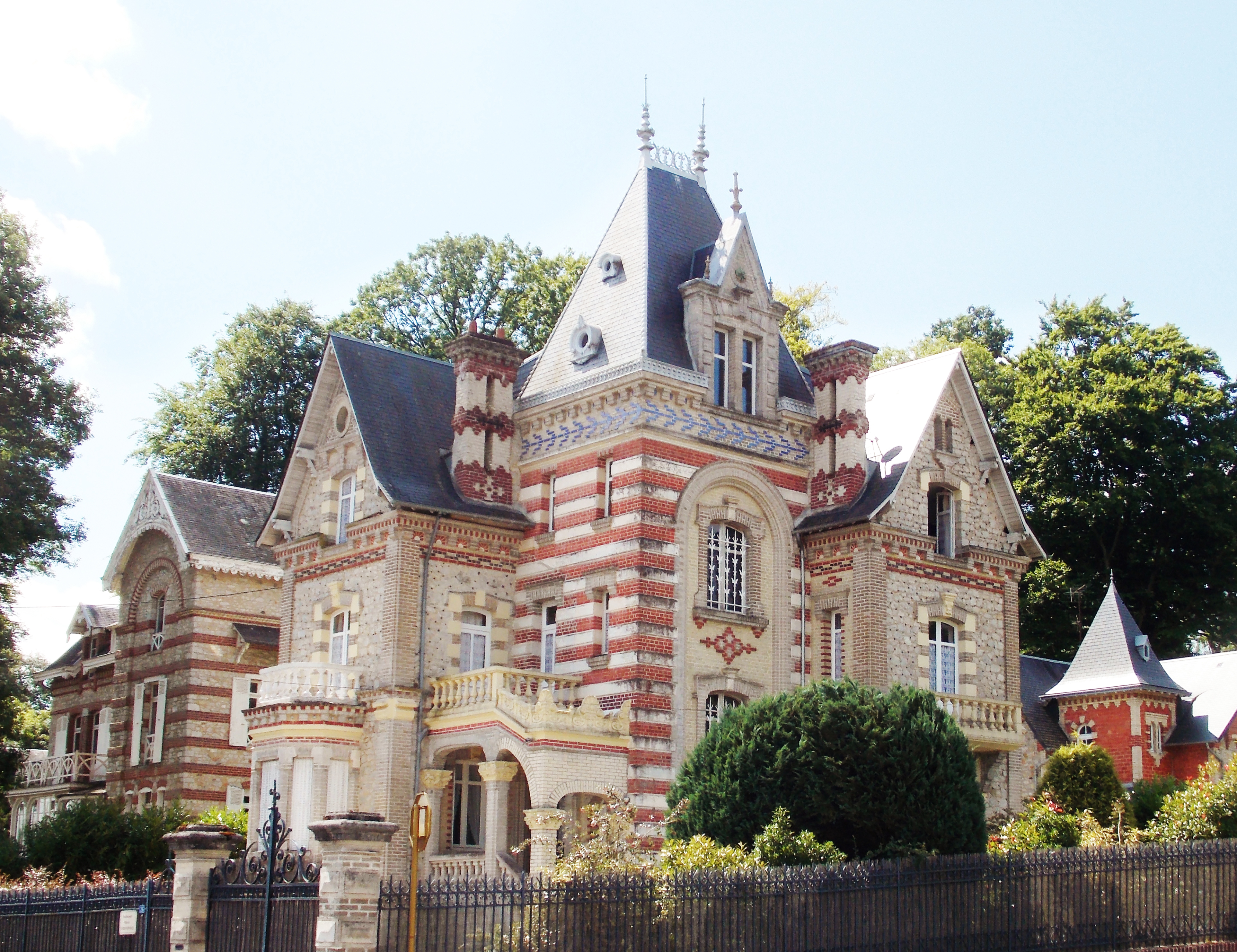 Visite guidée du quartier Belle Époque et du Gué... Le 21 sept 2024