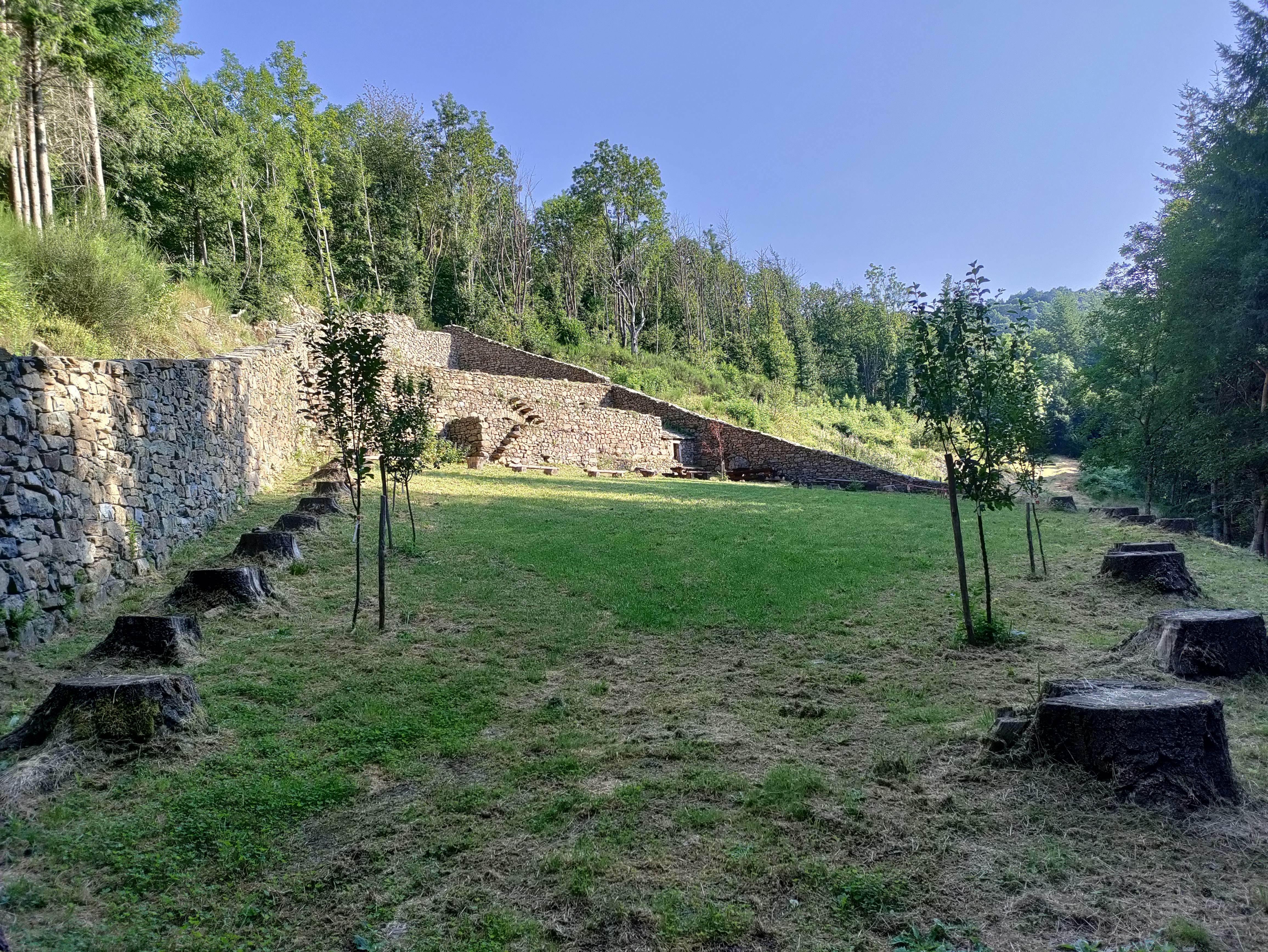 Visite commentée et Pique-nique animé au Jardin Clos du Pré Nouveau à Arcens