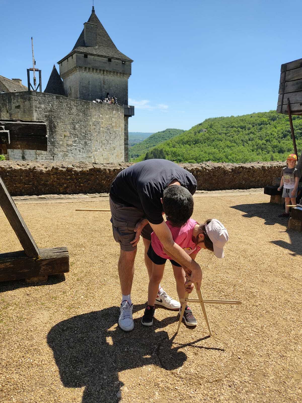 Bâtisseurs de châteaux et de machines de guerre