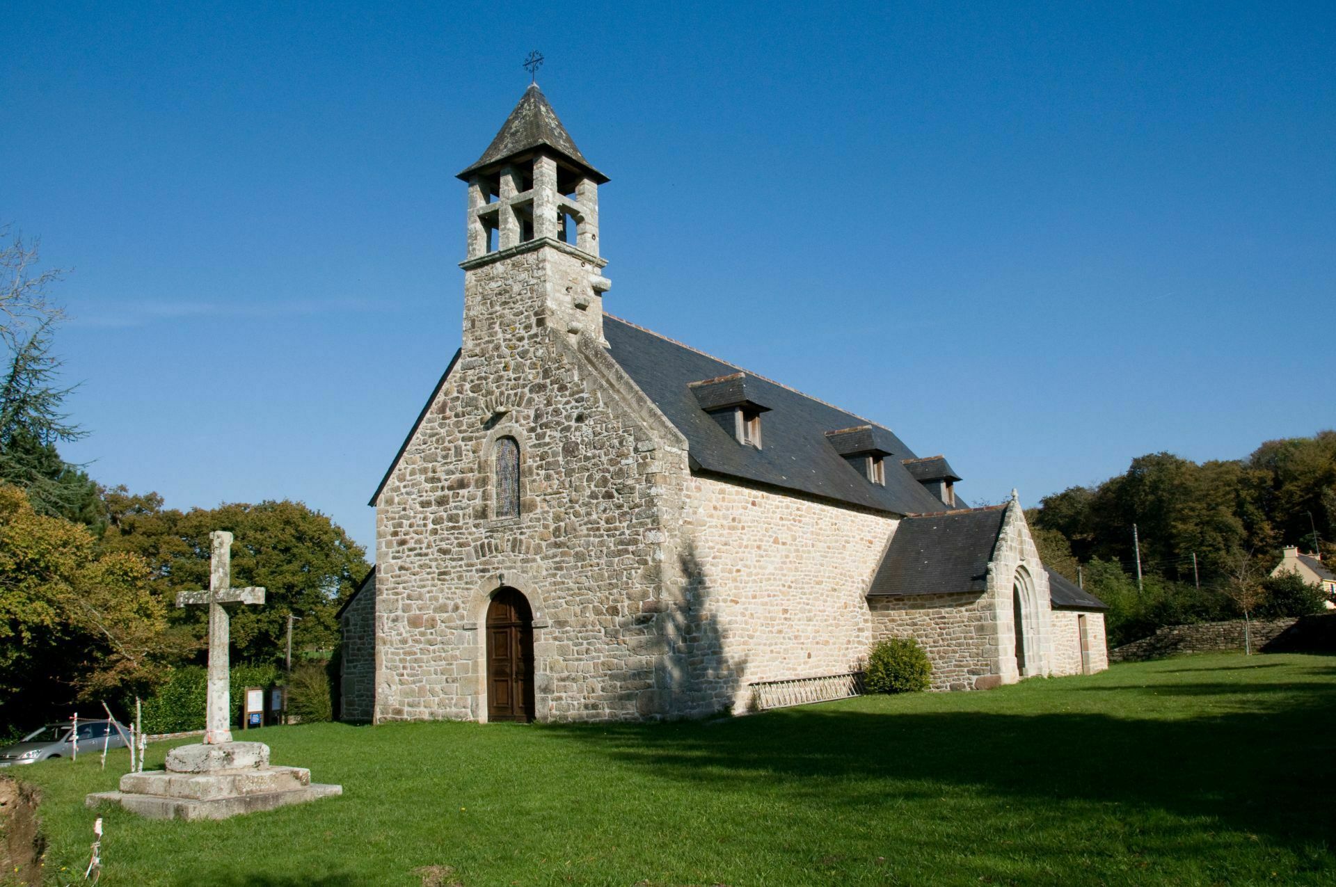 Un sanctuaire en lisière de forêt, la chapelle de... Le 22 sept 2024