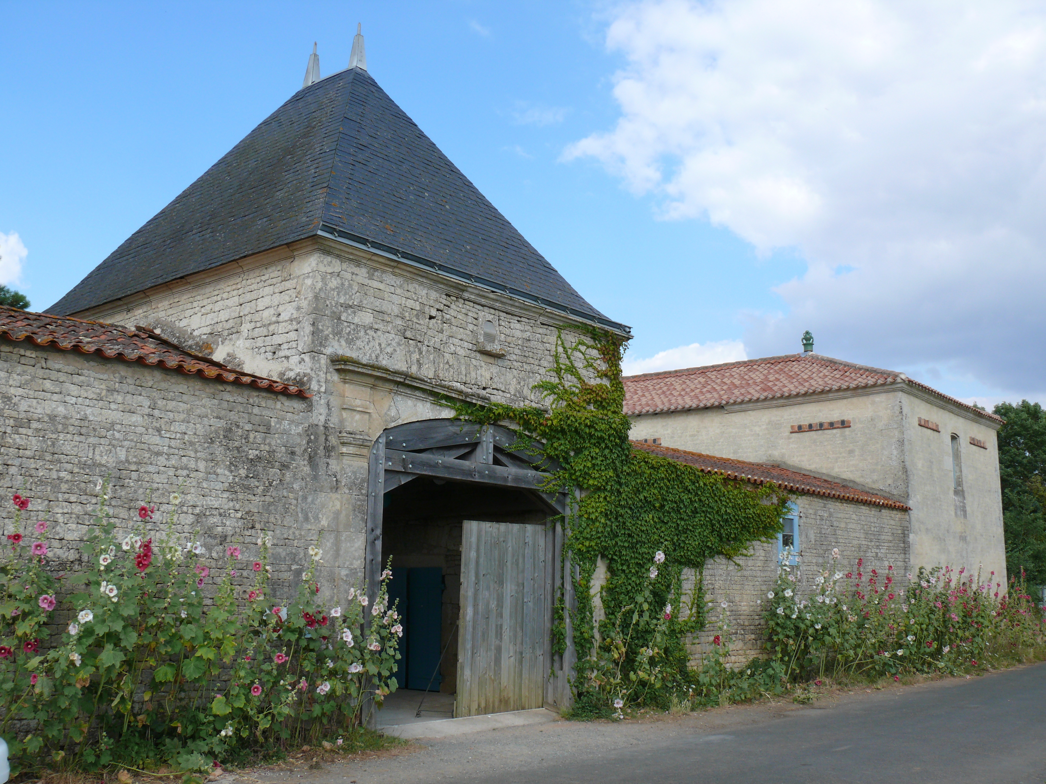 Exposition de peinture au Logis de la Chevallerie