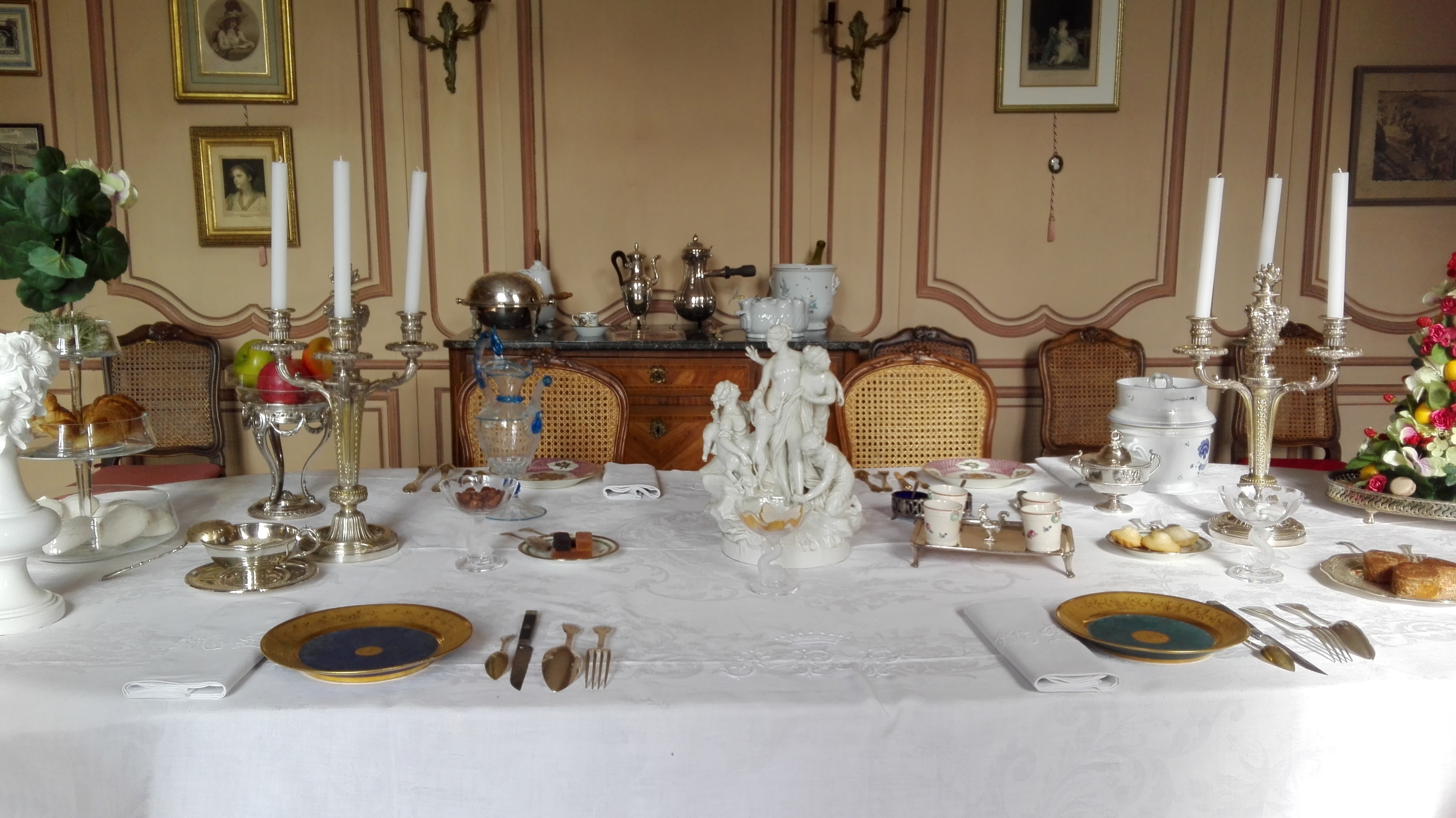 Visite guidée : la table et les parfums royaux au XVIIIe... Du 21 au 22 sept 2024