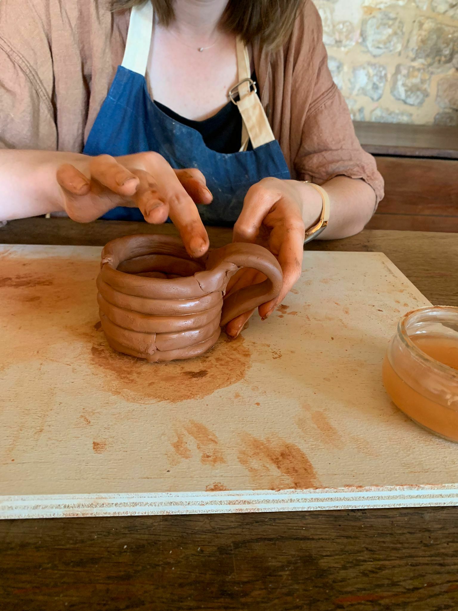 Atelier poterie au colombin : "À la table des Templiers"