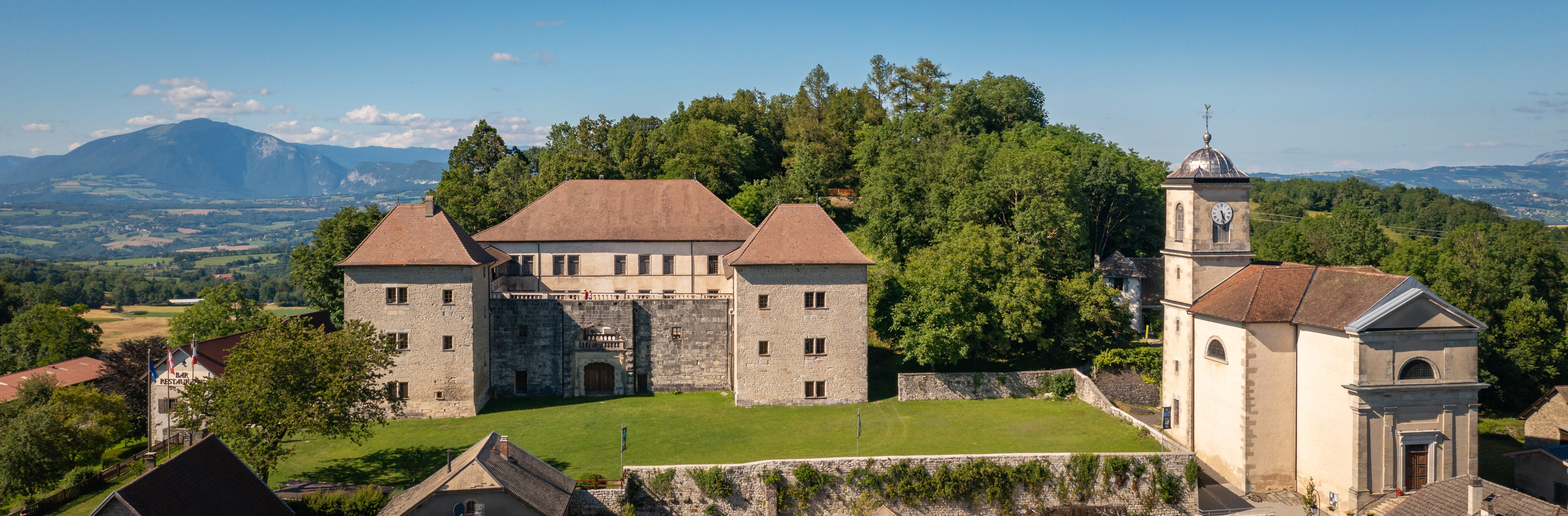 Grand marché des producteurs de plantes - château de Clermont