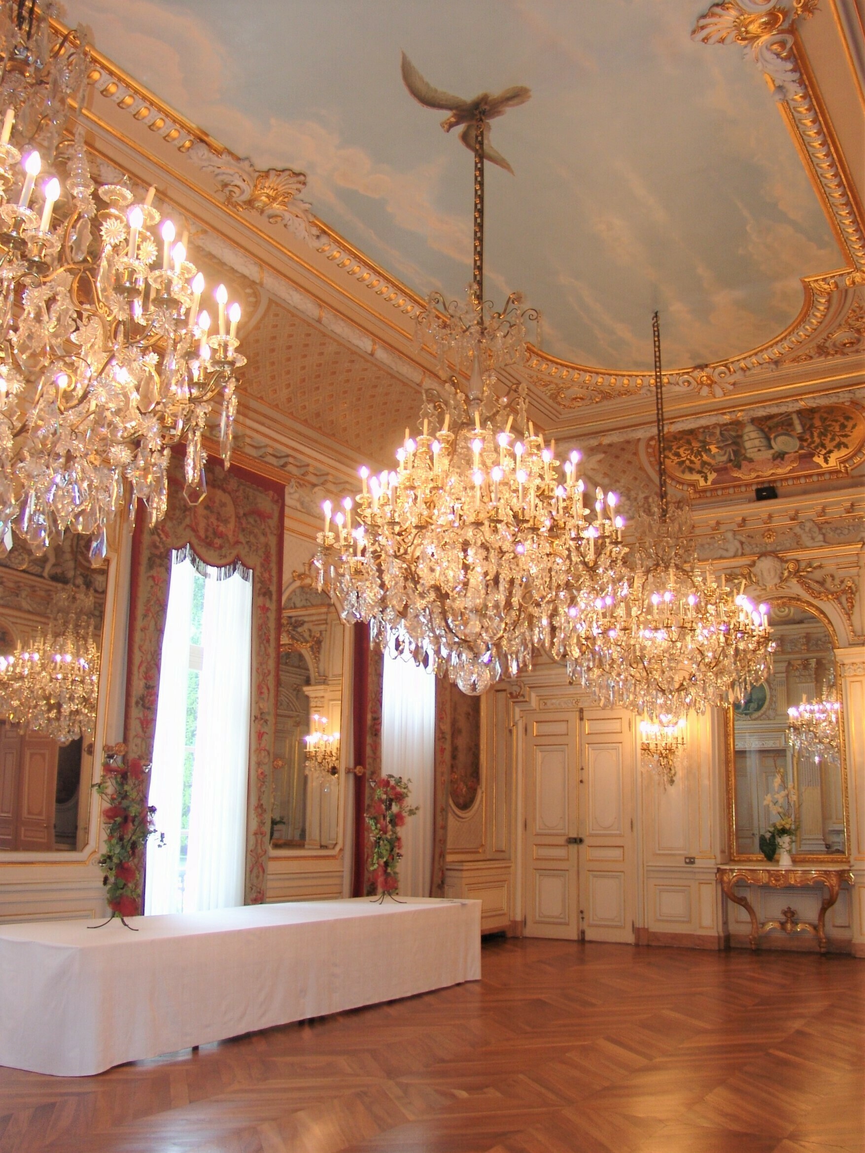 Visite guidée des salons de la préfecture de l