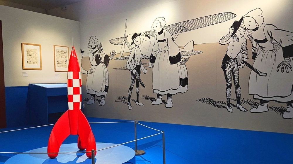 Visite des réserves du musée de la bande dessinée