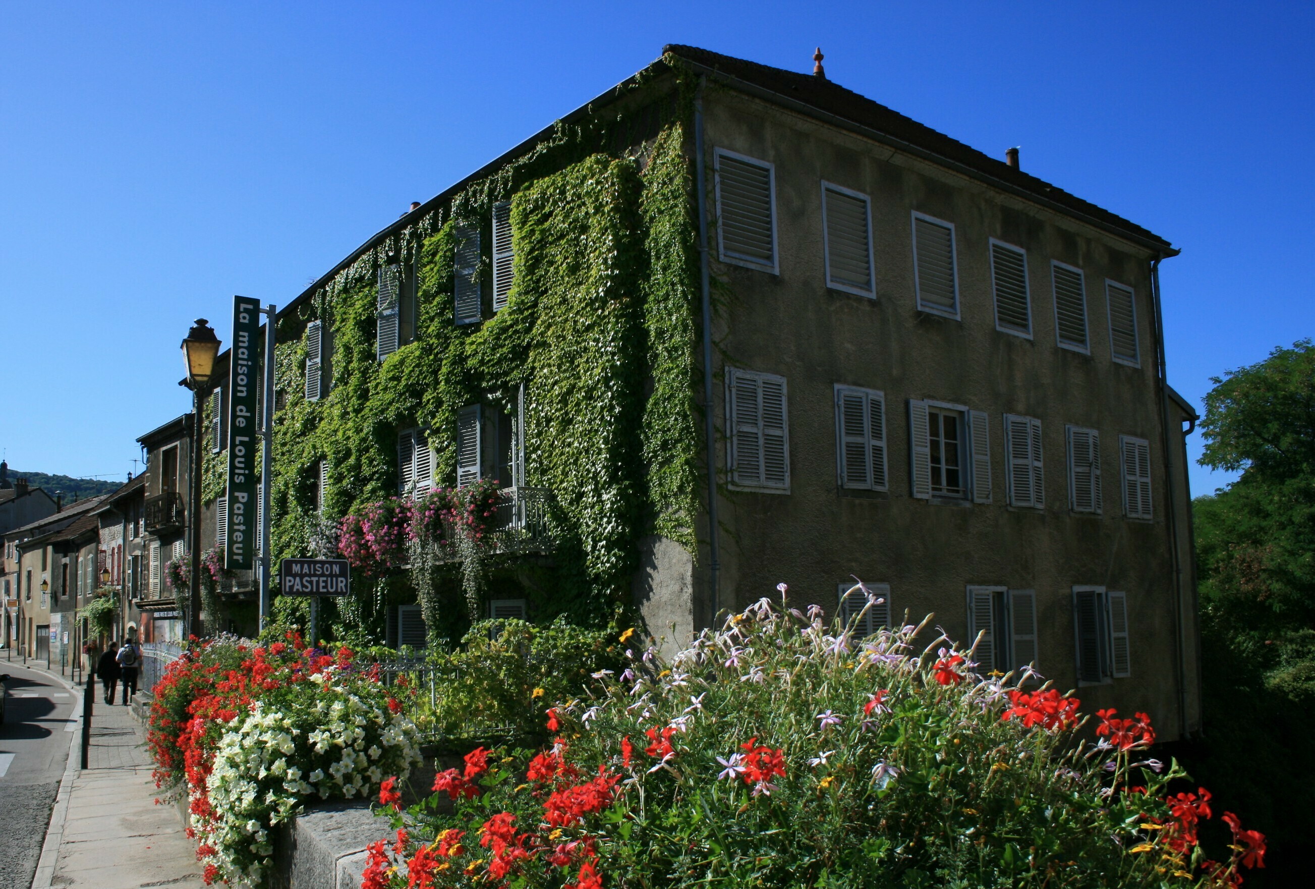 Visites, conférence et spectacle à la maison de Louis Pasteur d