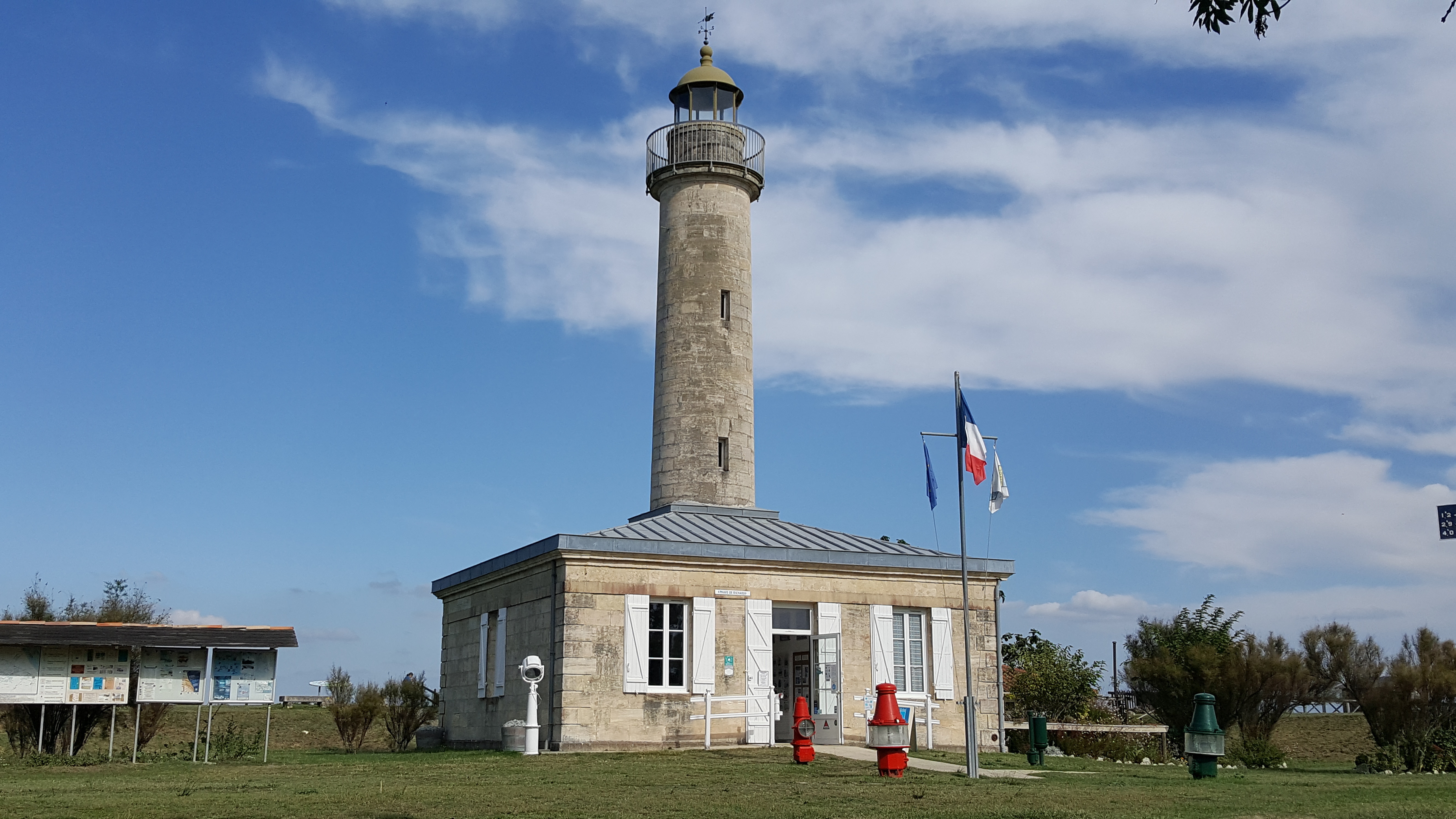 Visite du phare de Richard : « sa tour, son musée et son carrelet pédagogique »