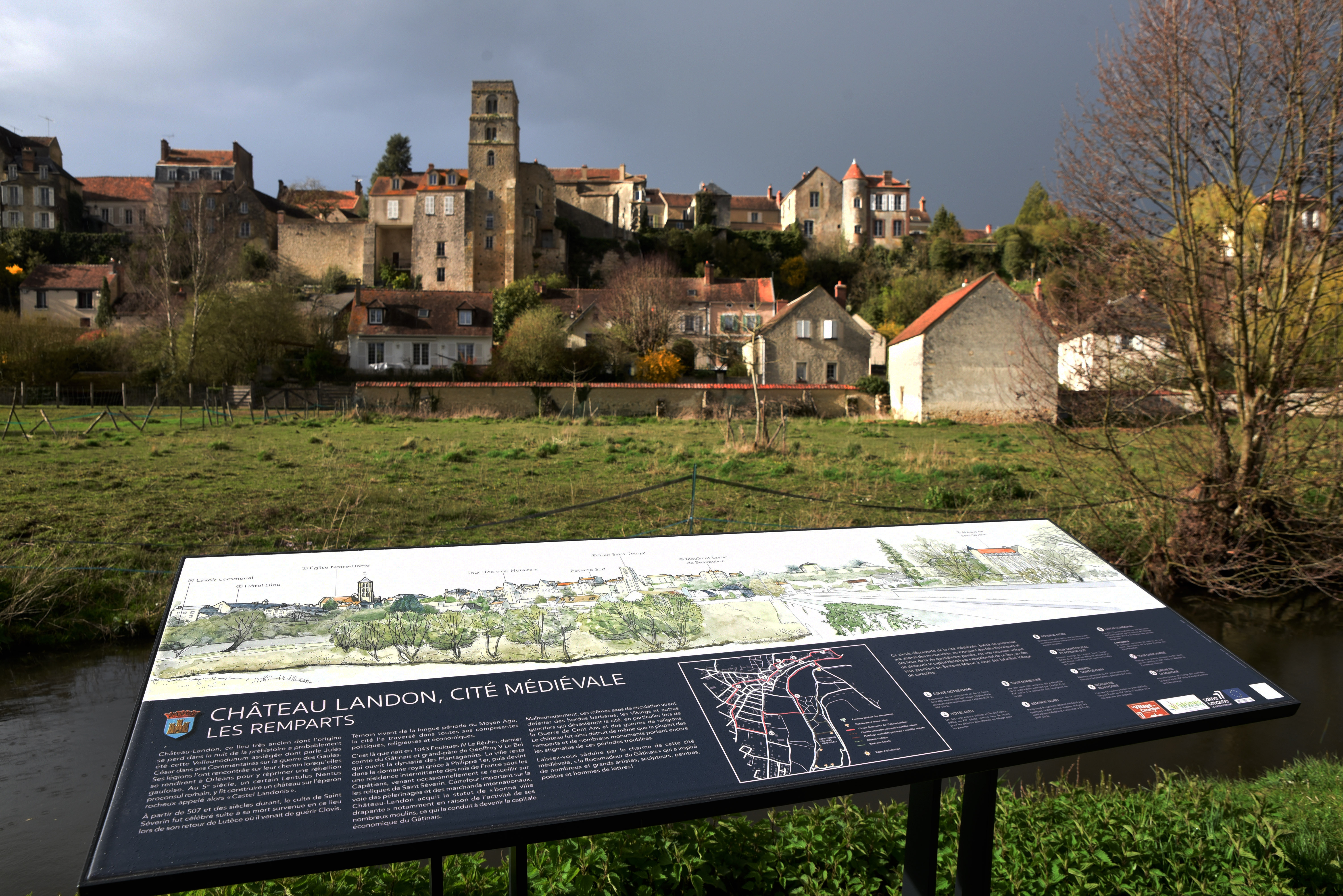 Circuit découverte de la cité médiévale de Château-Landon