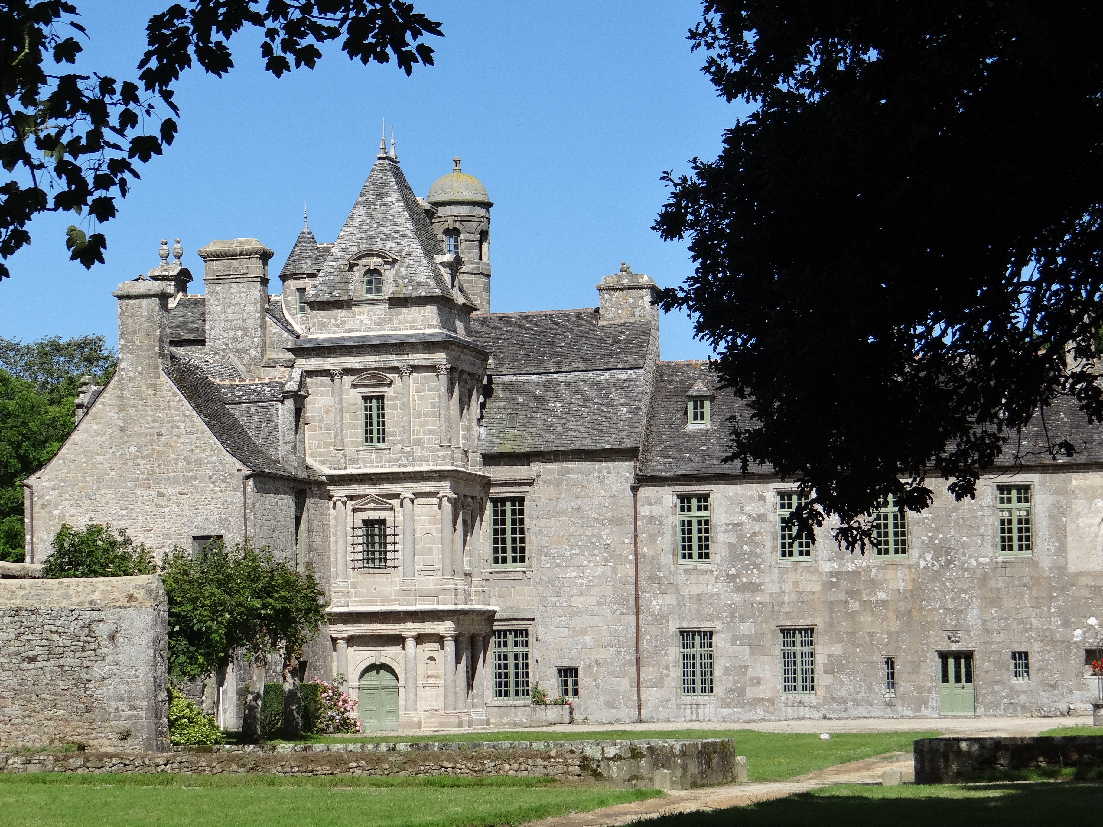 Visites guidées des extérieurs du château... Le 22 sept 2024