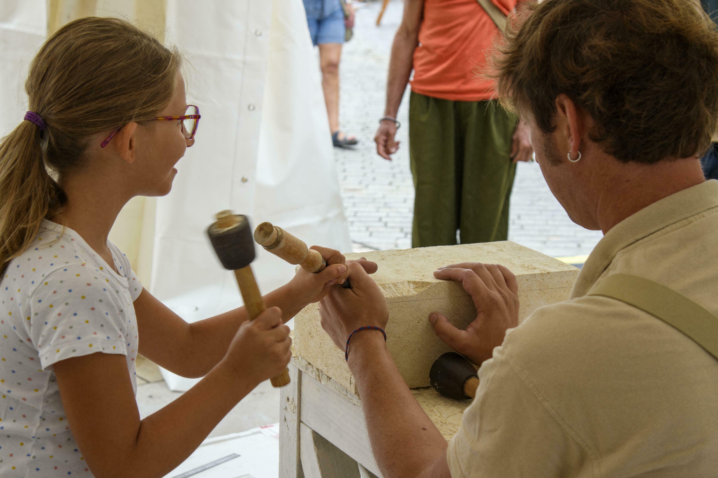 Atelier : « objectif flèche ! Rencontre avec les tailleurs de pierre »