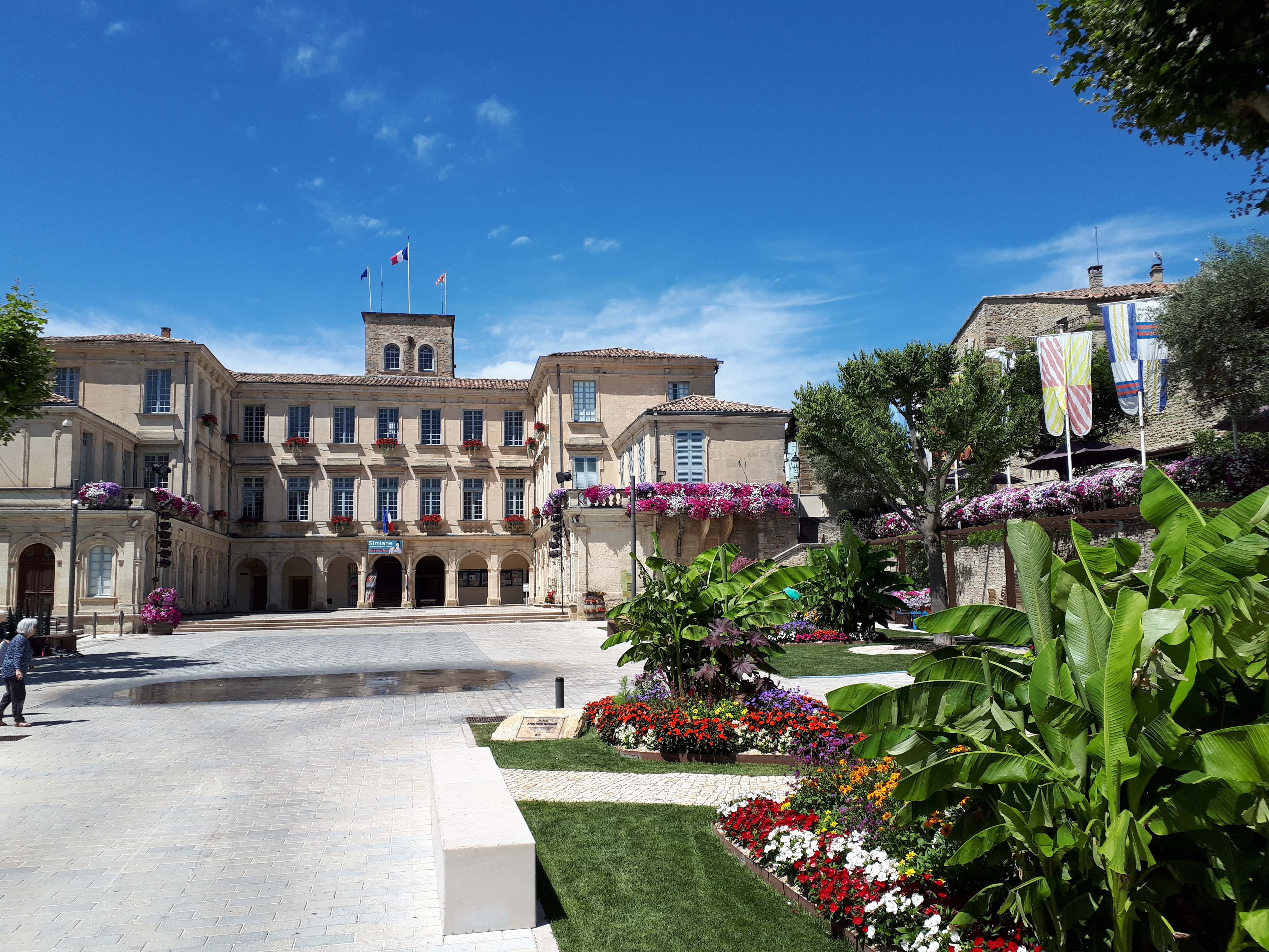 Déambulations au Château de Simiane