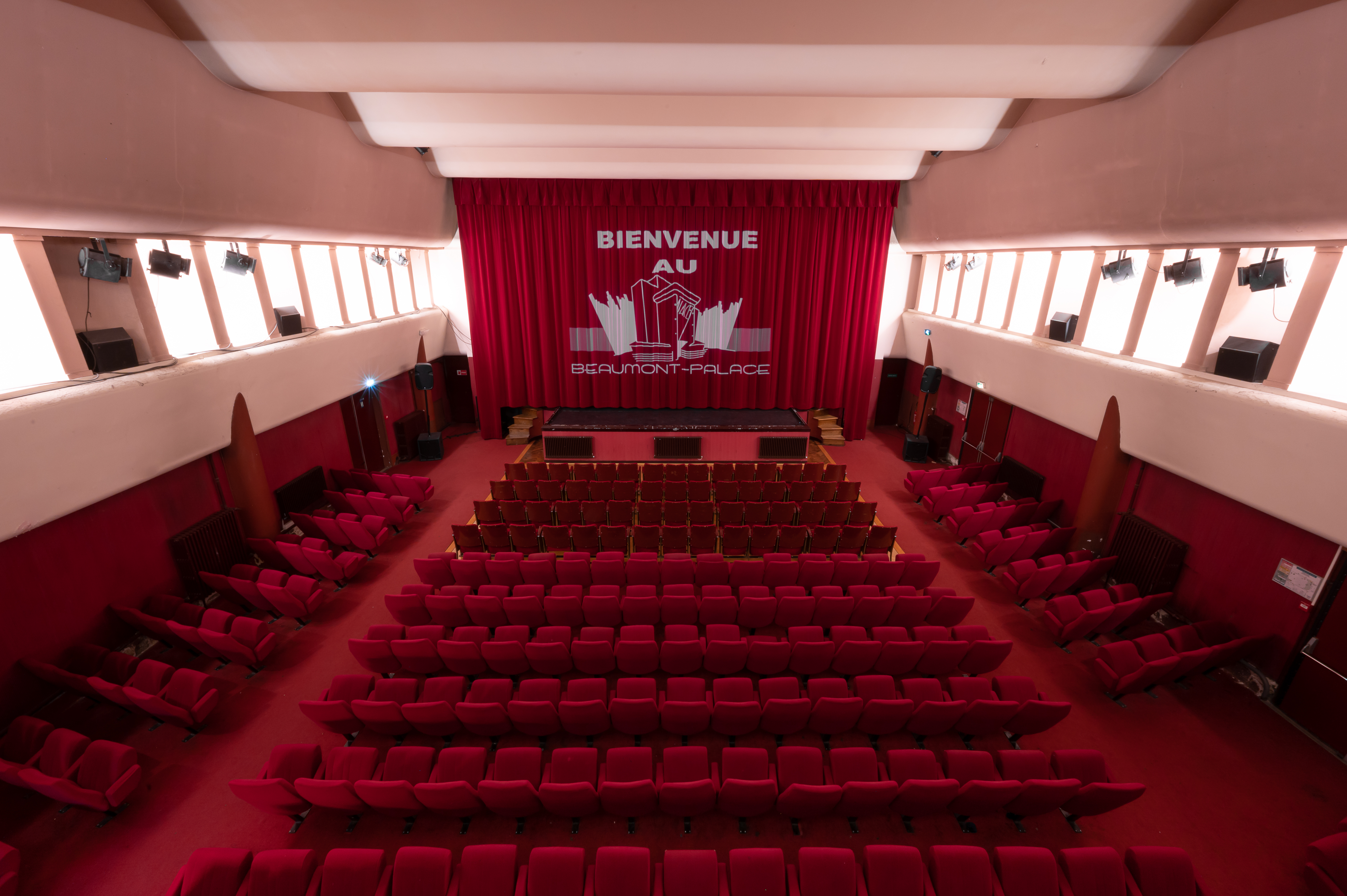 Visite salle et projection film amateur années 30 "La plage de Beaumont"