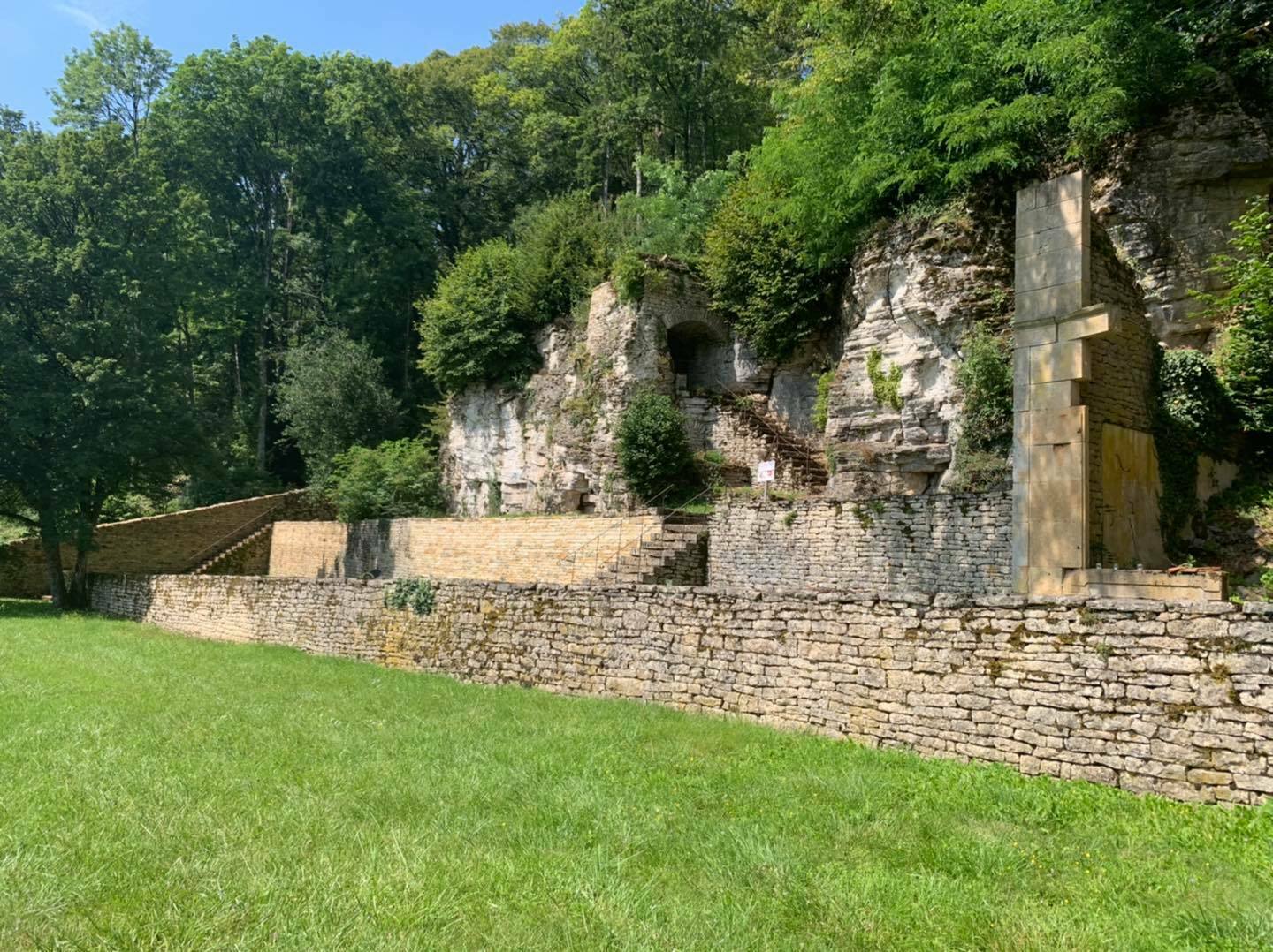 Découvrez, avec un guide, un parc pittoresque à fabriques et son jardin en terrasse