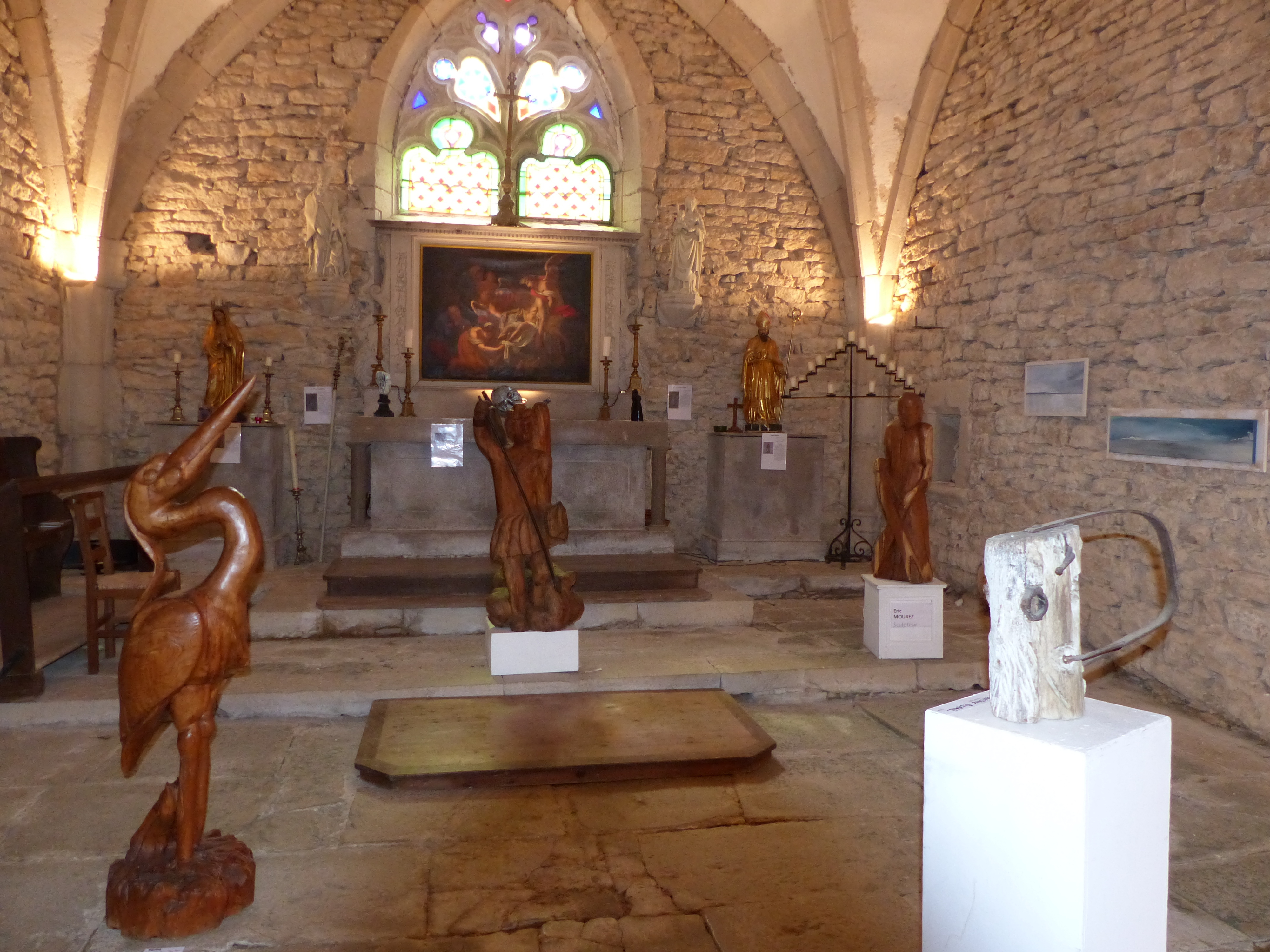 Exposition de peintures, sculptures et objets historiques