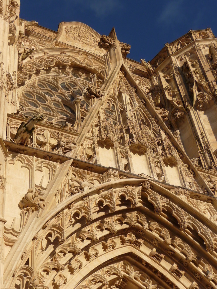 Visitez librement la cathédrale Saint-Pierre-et-Saint-Paul et son Trésor