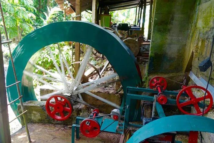 LE MOULIN HYDROELECTRIQUE DU GROS-MORNE