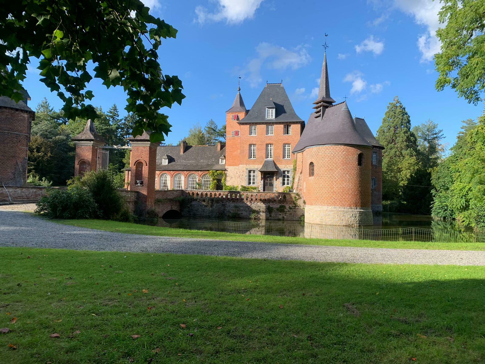 Visite guidée du château de Rametz intérieur-extérieur visite toutes les 10 mn pas-besoin de réserv…