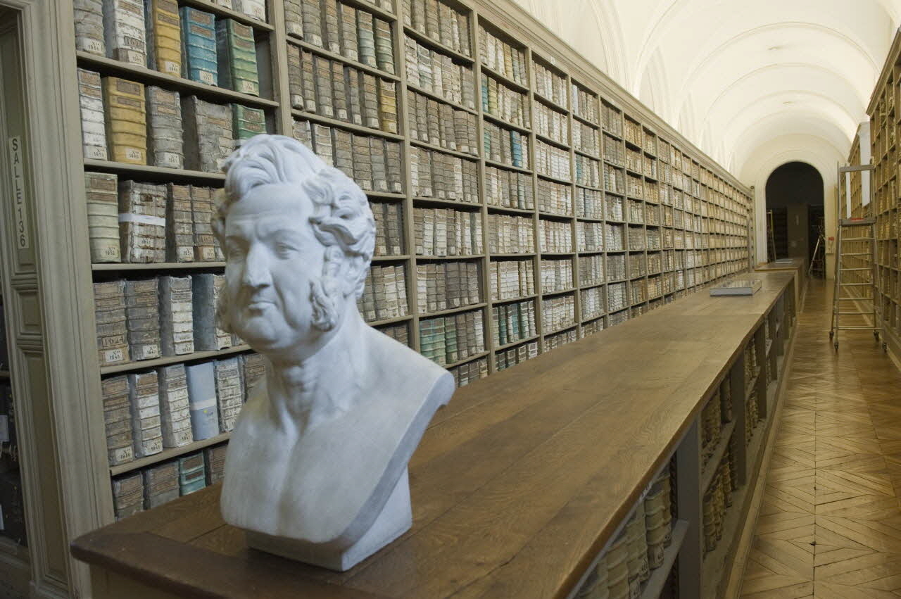 Visites des Grands Dépôts des Archives nationales