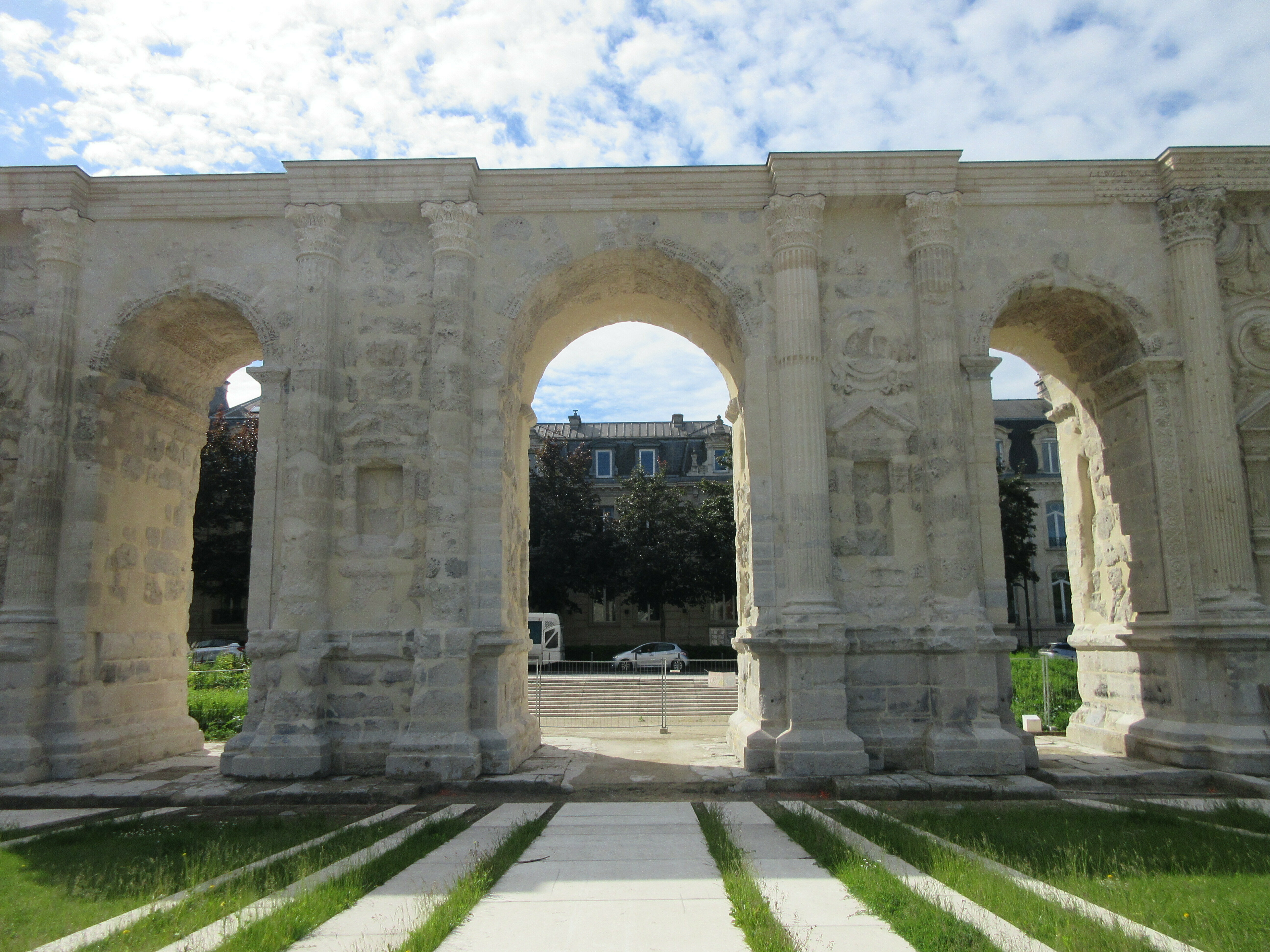 Visite guidée de la Porte de Mars et sa restauration Du 21 au 22 sept 2024