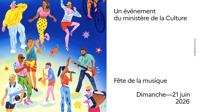 Groupe musical et DJ en une soirée festive
