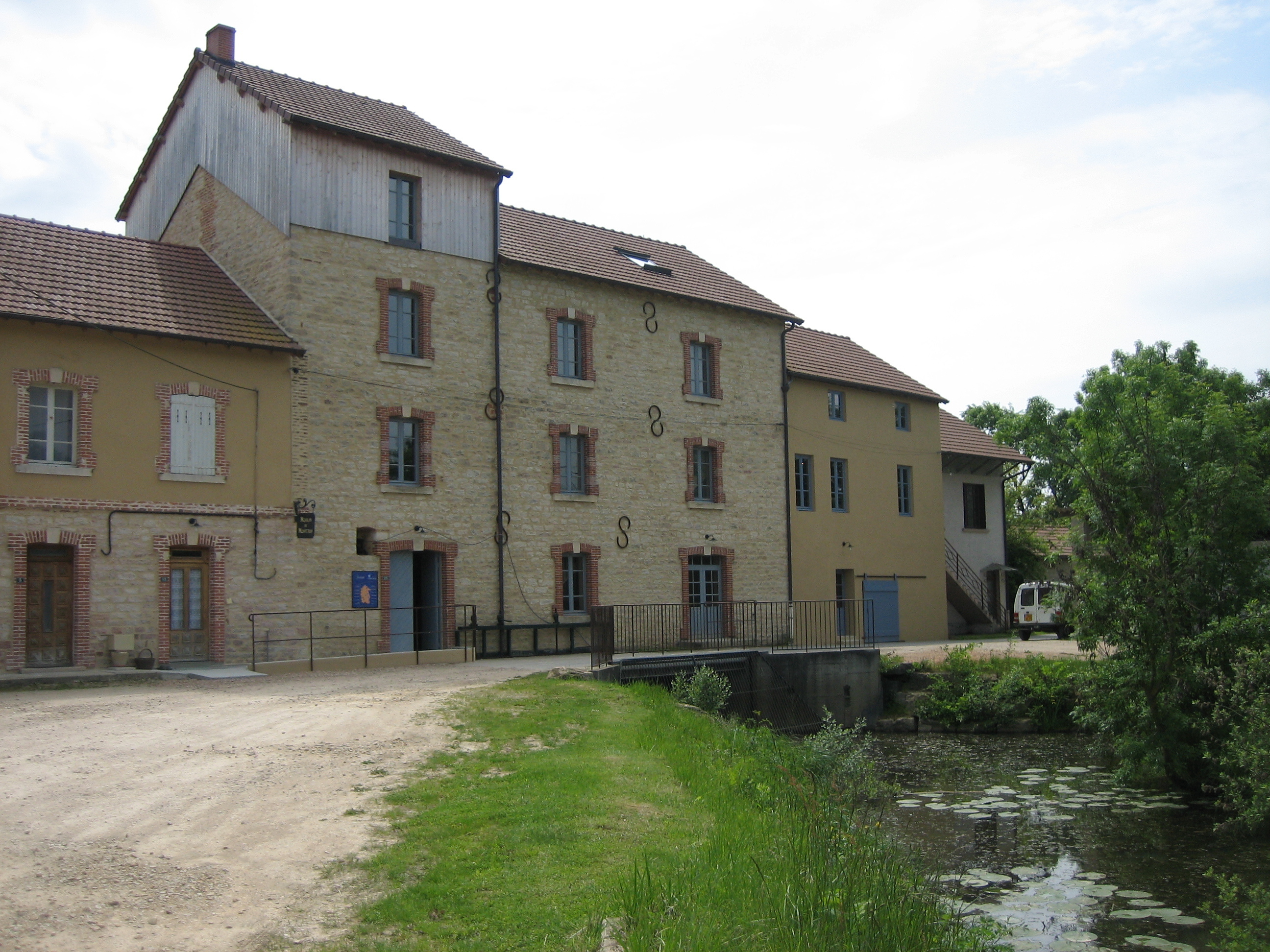 Visite du moulin-musée de Ménetreuil