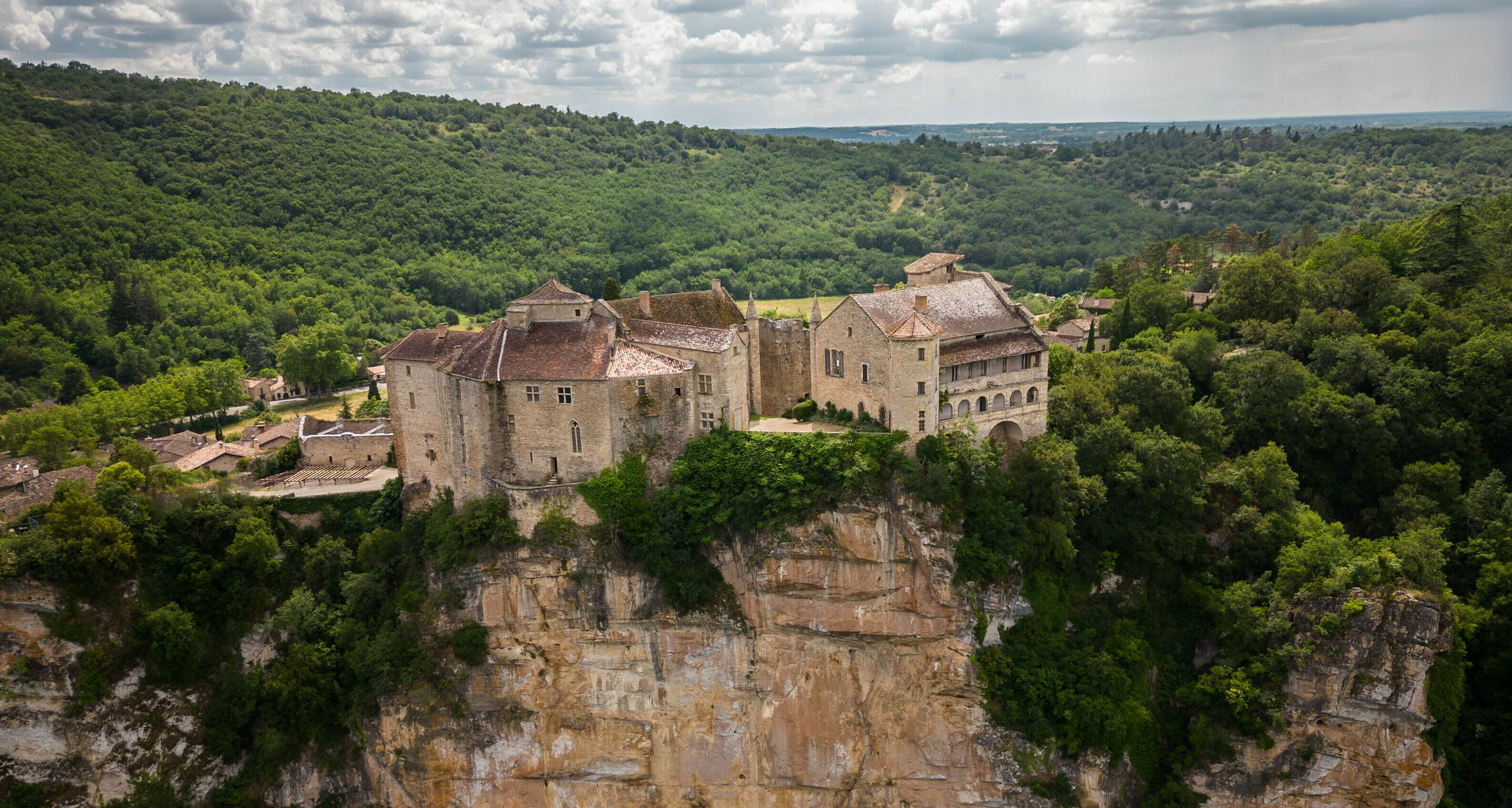 Visites guidées des Châteaux de Bruniquel Du 21 au 22 sept 2024