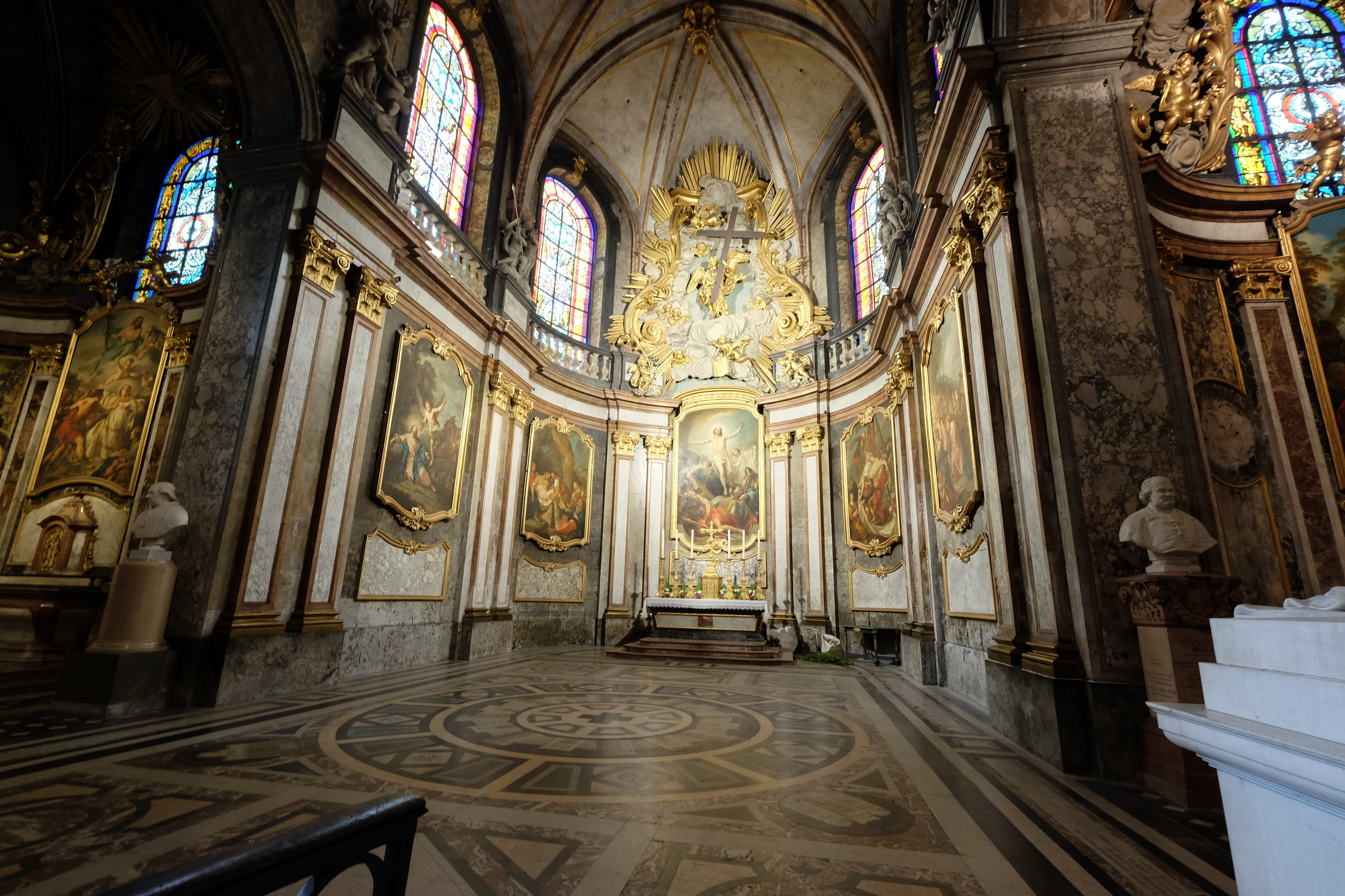 Visite de la cathédrale Saint-Jean-Saint-Étienne de Besançon