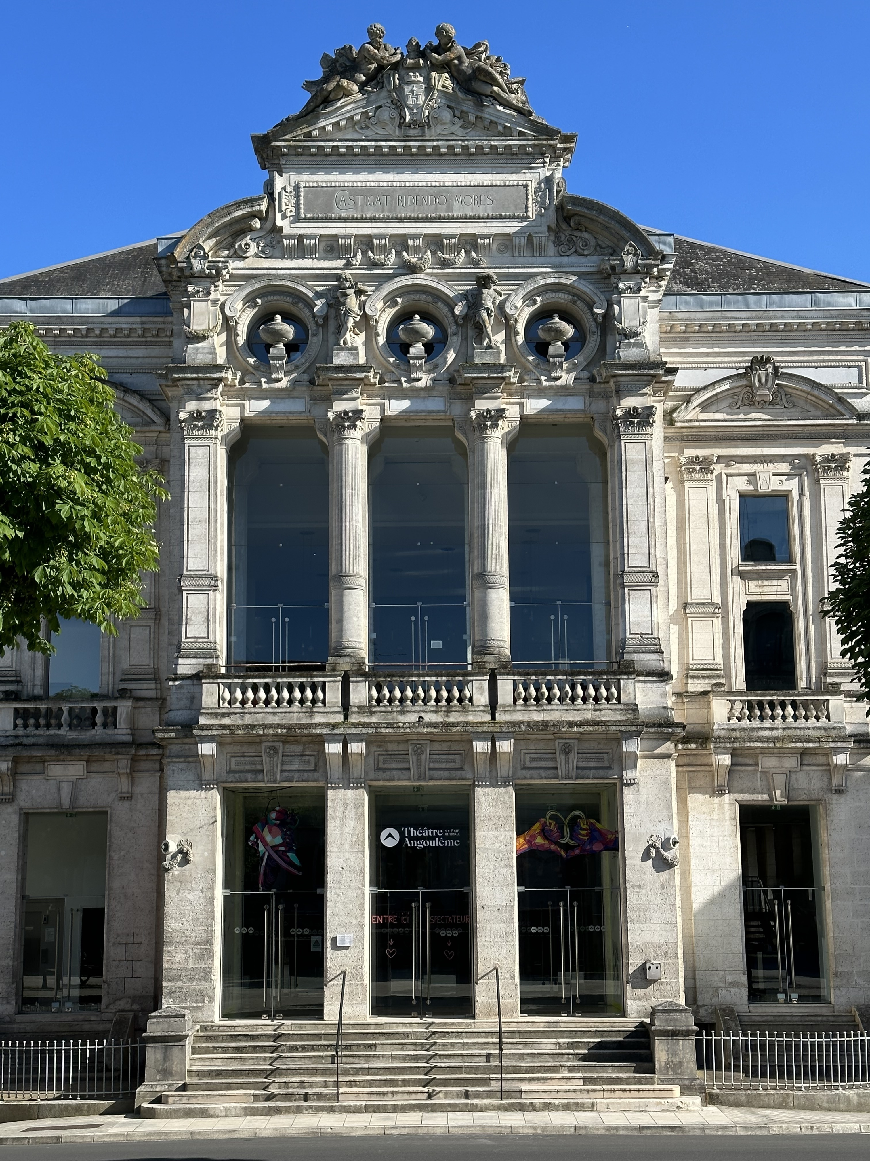 Visite en famille du théâtre d