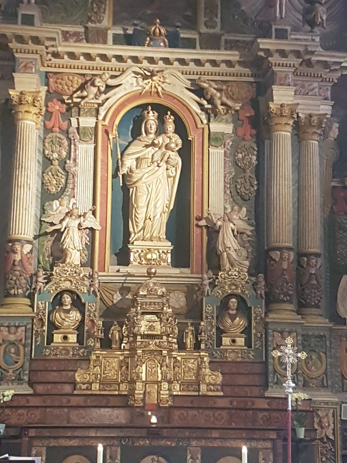 Découvrez la chapelle de ce couvent, sanctuaire marial vieux de près d