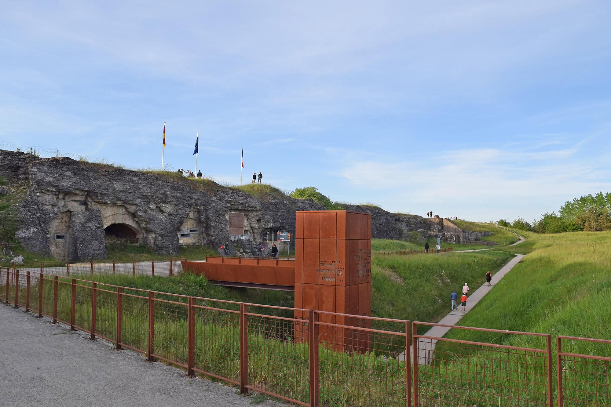 Découvrez librement un fort emblématique témoin... Du 21 au 22 sept 2024