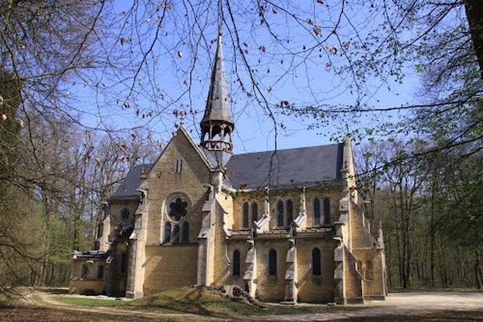 Découvrez une chapelle néo-gothique aux racines... Du 21 au 22 sept 2024