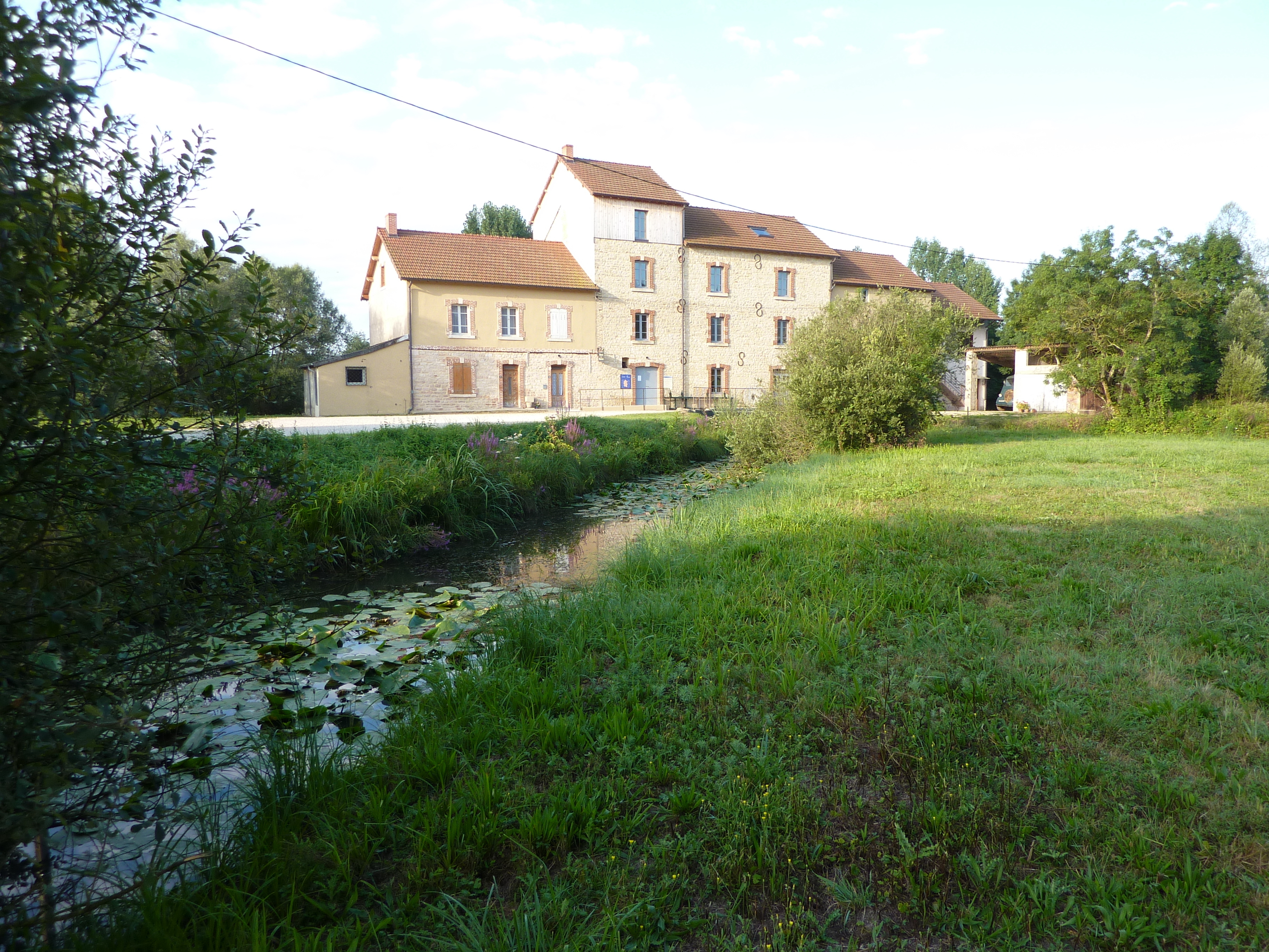 Visite guidée du moulin-musée de Ménetreuil et démonstration des meuniers