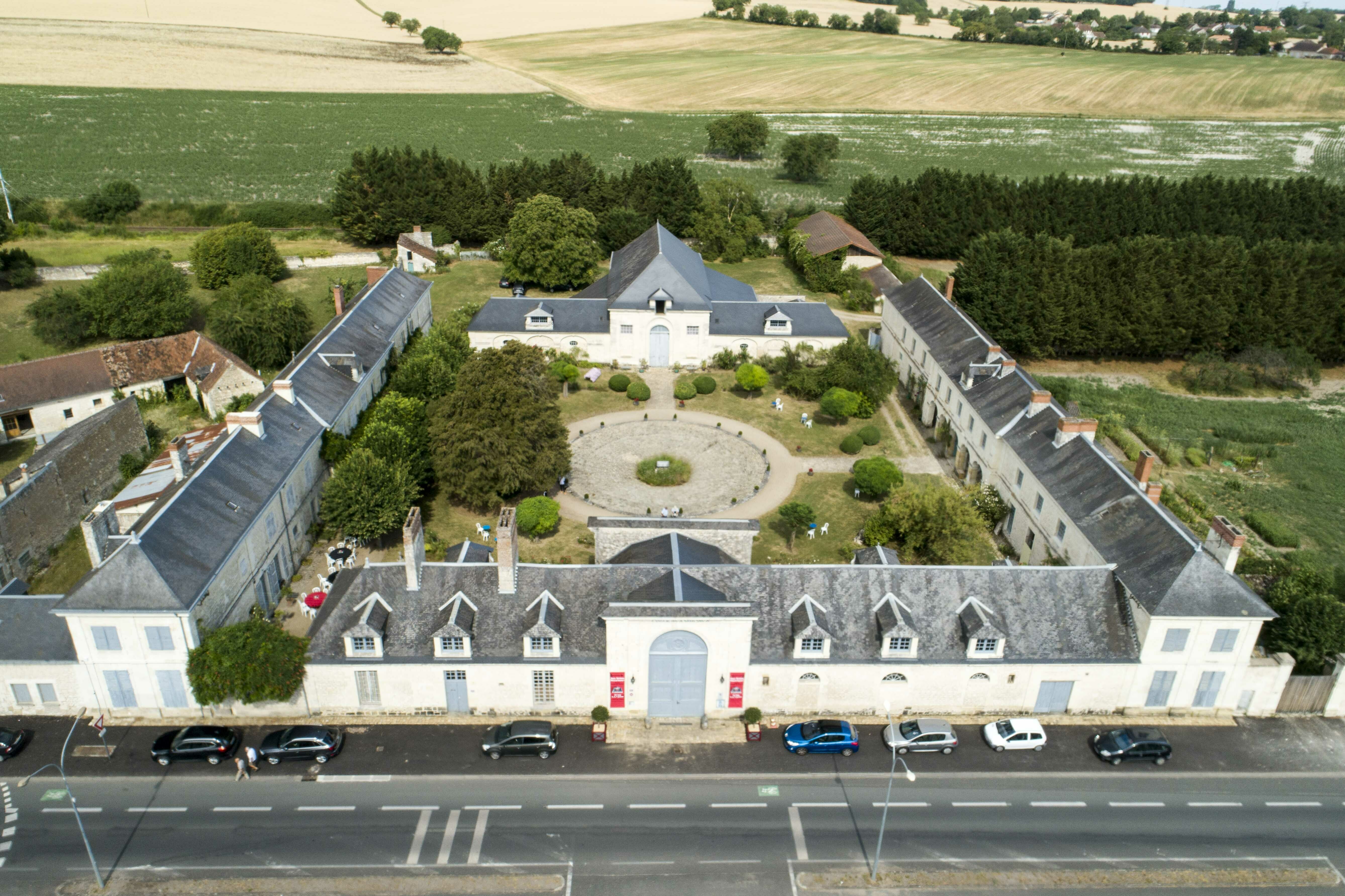 Visite du Relais de Poste des Ormes Du 21 au 22 sept 2024