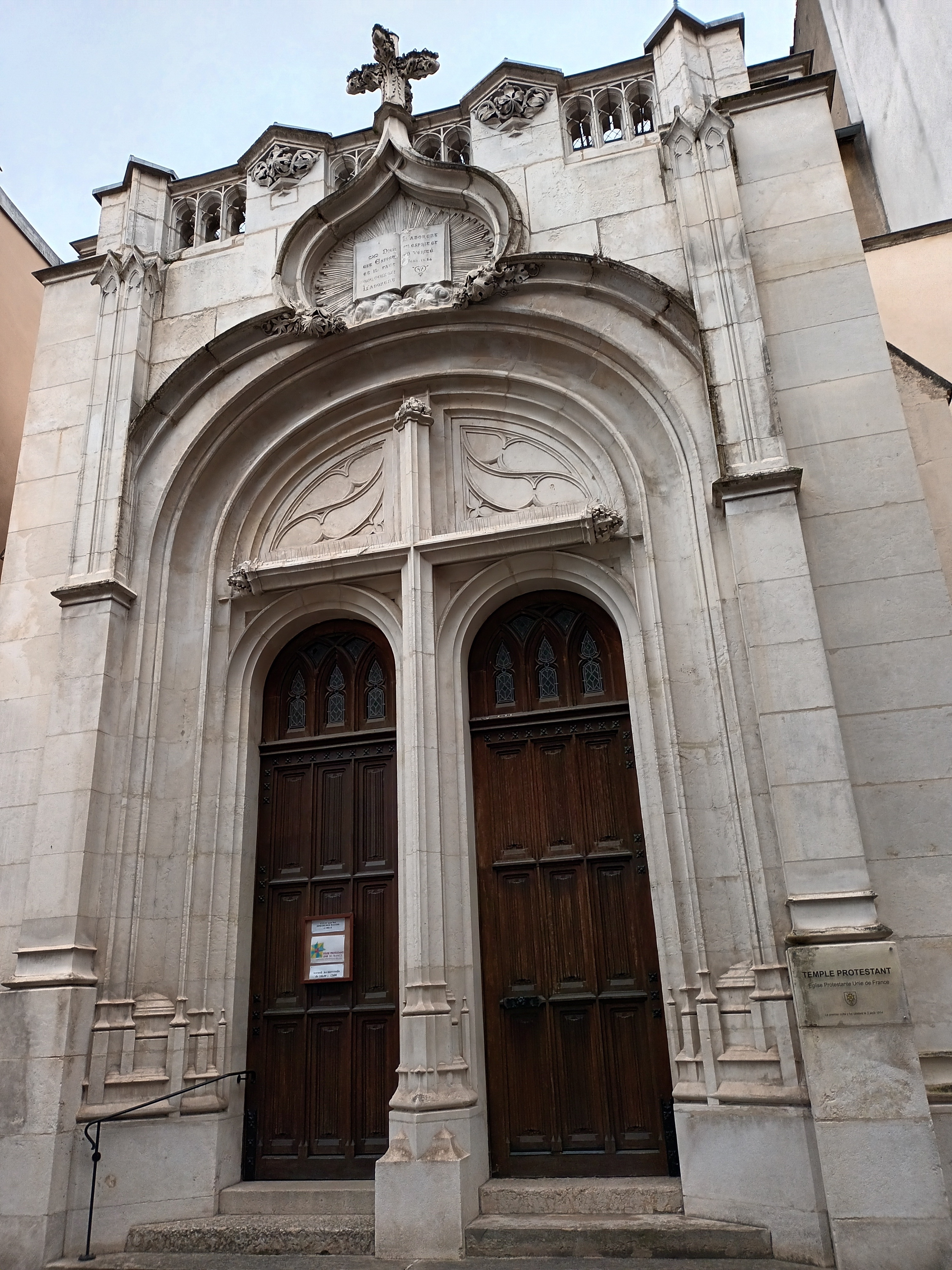 Visite du temple protestant de Vichy et exposition Jean Zay