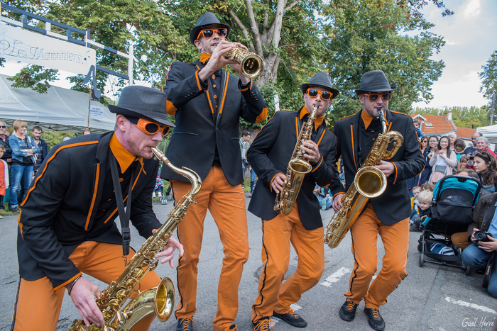 Quartier Croix-Bonneau : Déambulation en musique avec Saxez l