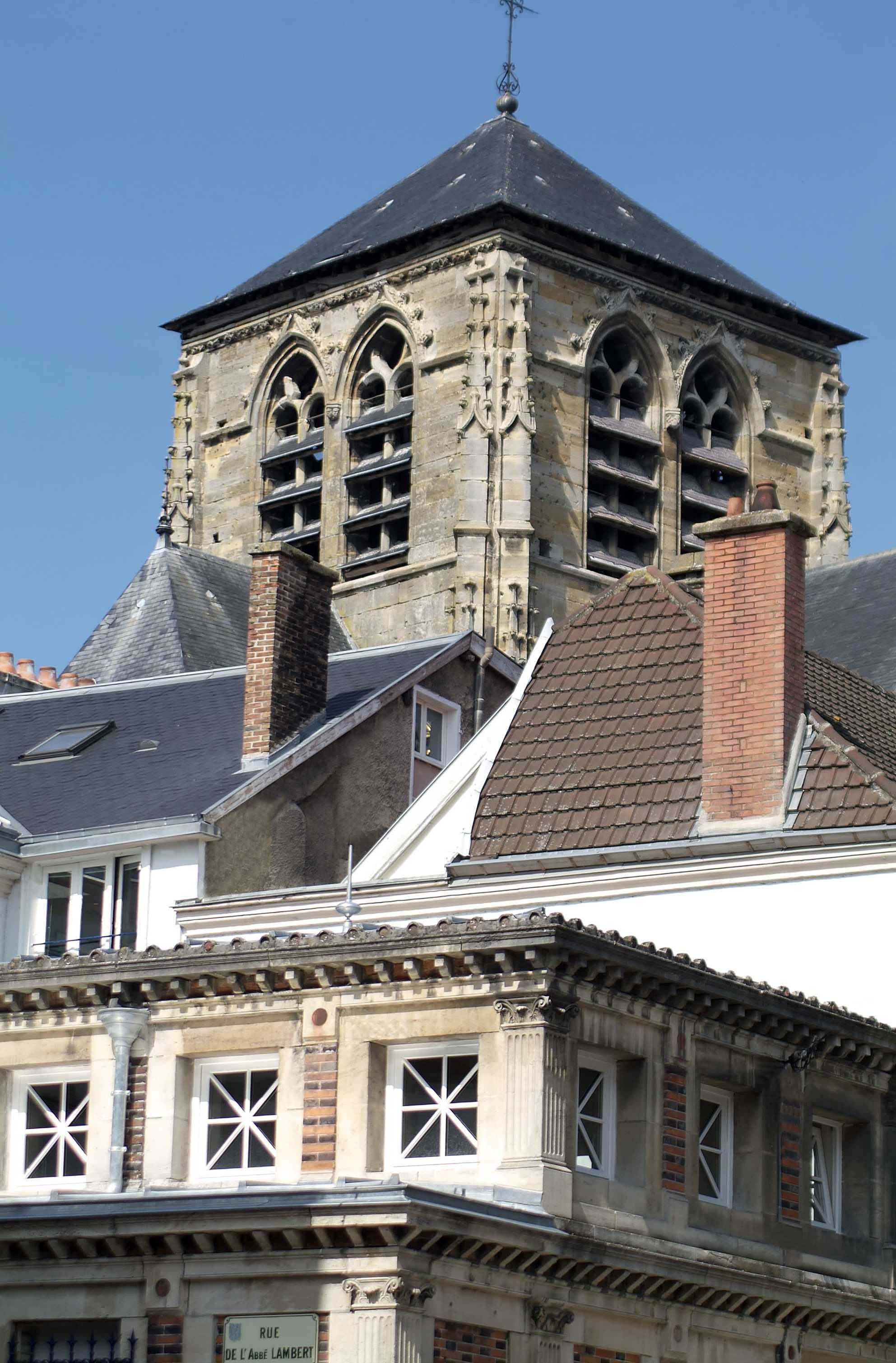 Découvrez une église gothique au patrimoine historique riche